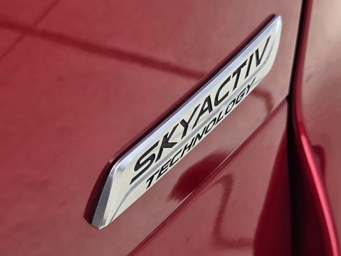 Used 2019 MAZDA CX-5 Touring image 11