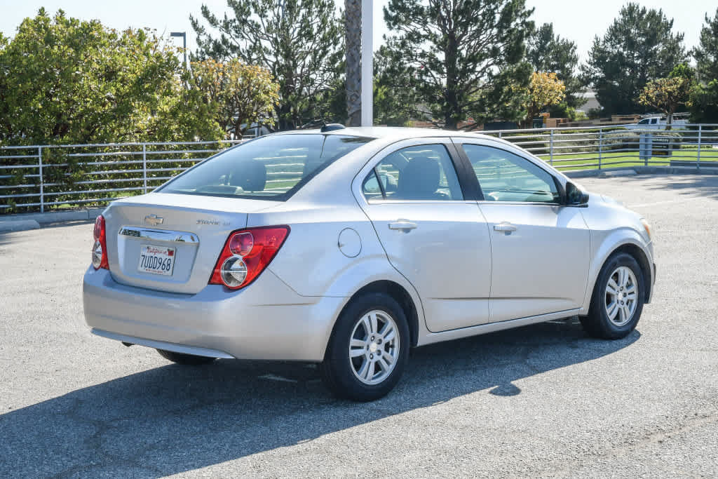 Used 2016 Chevrolet Sonic LT FWD image 9