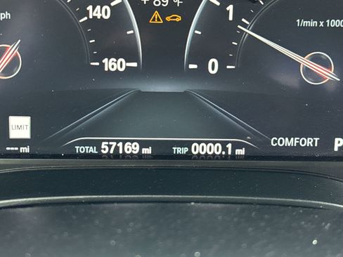 Used 2019 BMW 530i w/ Convenience Package RWD image 23