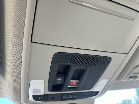 Used 2025 Honda Accord SE image 22