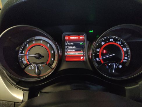 Used 2017 Dodge Journey Crossroad FWD image 23