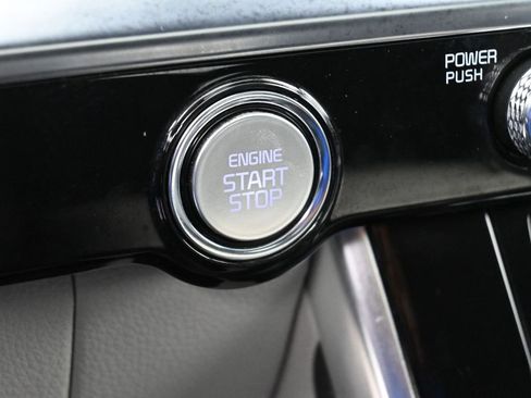 Used 2024 Kia Carnival SX Prestige image 30