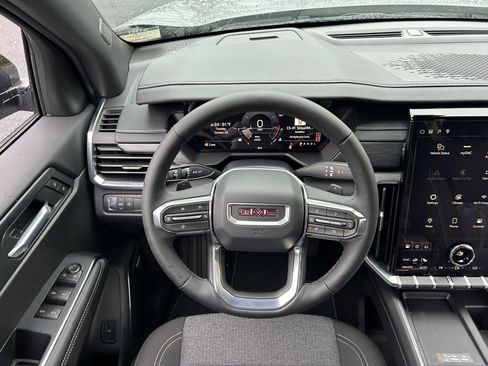 New 2026 GMC Acadia Elevation image 24