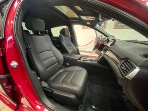 Used 2019 Honda Accord Sport image 7