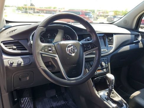 Used 2022 Buick Encore Preferred w/ Safety Package AWD/4WD image 8
