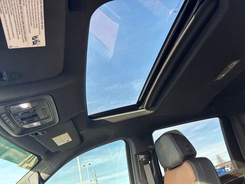 Used 2024 Chevrolet Silverado 3500 High Country w/ High Country Premium Package image 22