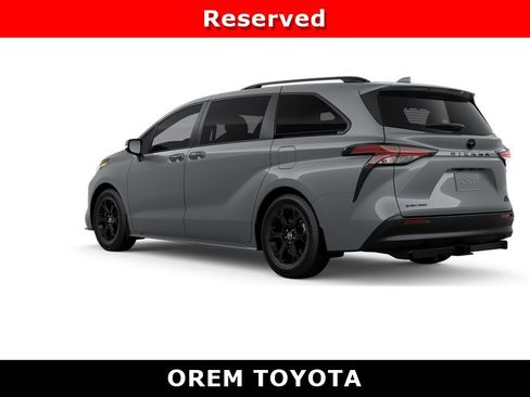 New 2026 Toyota Sienna XLE Woodland Edition AWD/4WD image 6