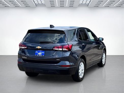 Used 2022 Chevrolet Equinox LS w/ LS Convenience Package image 5