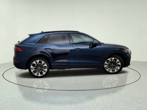 Used 2025 Audi Q8 Premium Plus AWD/4WD image 7