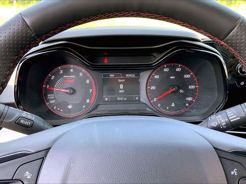 Used 2026 Chevrolet Trax RS w/ Driver Confidence Package FWD image 18
