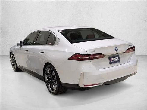 Certified 2024 BMW i5 eDrive40i w/ M Sport Package image 8