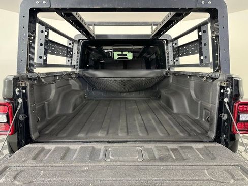 Used 2020 Jeep Gladiator Sport w/ Quick Order Package 24S image 19