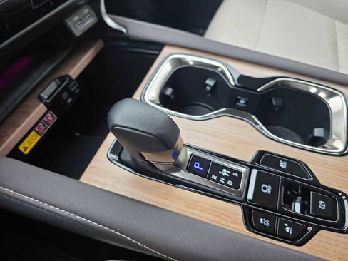 Used 2025 Lexus RX 350 image 31