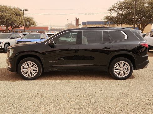 Used 2025 GMC Acadia Elevation w/ Elevation Premium Package image 2