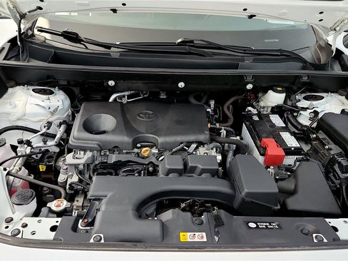 Certified 2022 Toyota RAV4 LE image 15