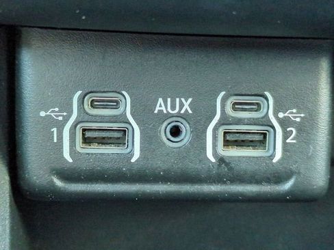 Used 2024 Dodge Durango GT image 23