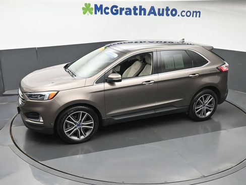 Used 2019 Ford Edge Titanium w/ Equipment Group 301A AWD/4WD image 23