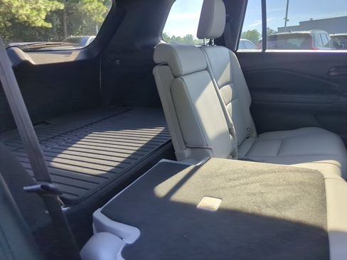 Used 2023 Honda Passport EX-L image 27