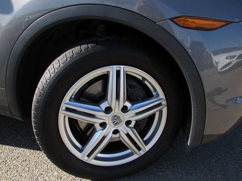 Used 2013 Porsche Cayenne AWD/4WD image 20