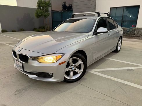 Used 2014 BMW 320i xDrive Sedan AWD/4WD image 1