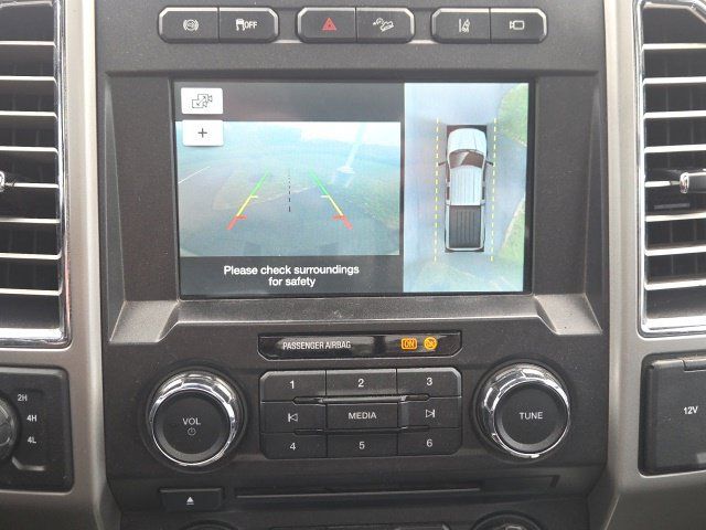 Used 2017 Ford F350 Lariat w/ Lariat Ultimate Package AWD/4WD image 30