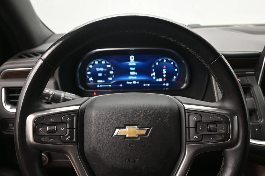 Used 2023 Chevrolet Suburban Premier AWD/4WD image 14