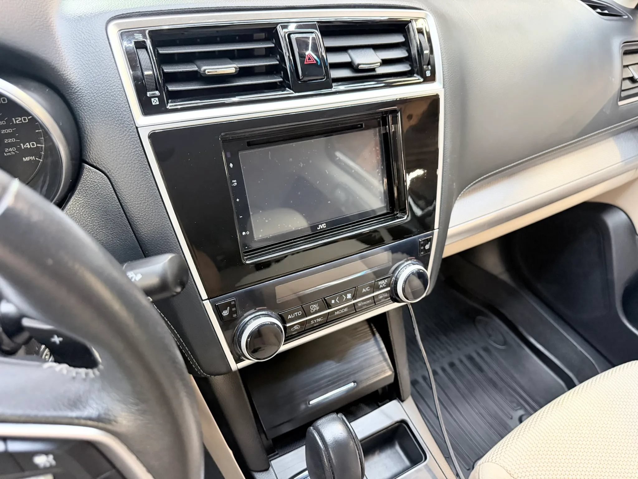 Used 2019 Subaru Outback 2.5i Premium AWD/4WD image 19
