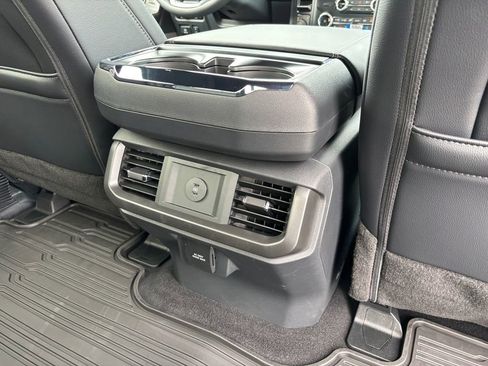 Used 2026 Ford F150 Lariat AWD/4WD image 34