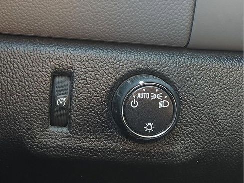 Used 2015 Chevrolet Colorado W/T image 26