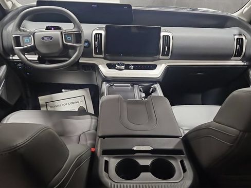 New 2026 Ford Expedition Max Active AWD/4WD image 9