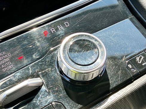 Used 2024 Jeep Grand Cherokee Limited 4xe image 17