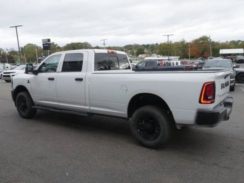 Used 2025 RAM 3500 Tradesman image 6