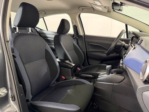 Used 2025 Nissan Versa SV FWD image 25