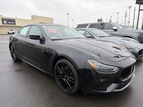 Used 2023 Maserati Ghibli Modena Q4 image 3