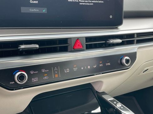 New 2026 Kia Sorento SX Prestige AWD/4WD image 17