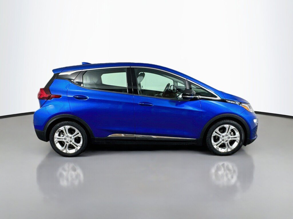 Used 2018 Chevrolet Bolt LT FWD image 6