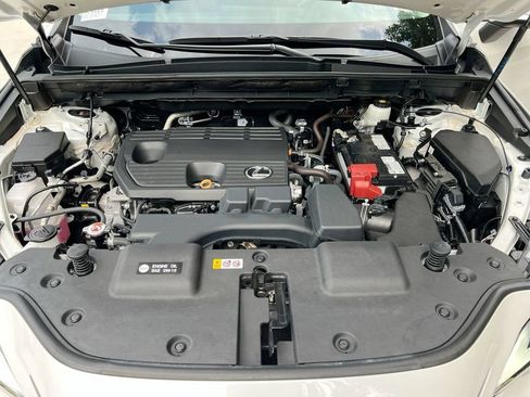 Certified 2025 Lexus NX 250 FWD w/ Towing Package (2000 Lbs) image 10