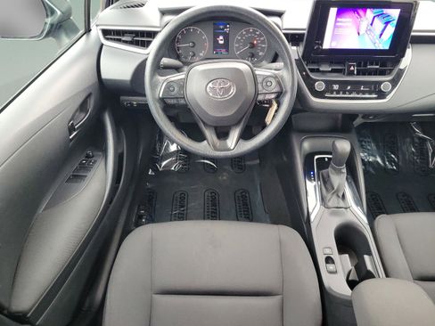 Used 2024 Toyota Corolla LE image 11
