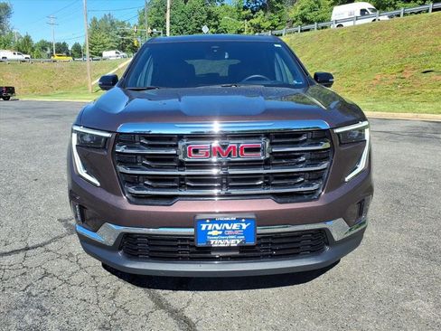 Used 2024 GMC Acadia Elevation w/ Luxury Package AWD/4WD image 9