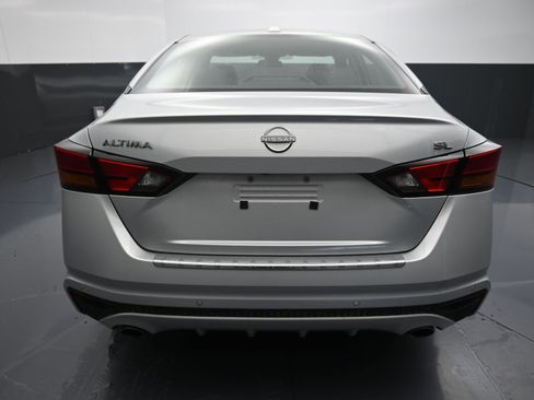 Used 2023 Nissan Altima 2.5 SL image 11