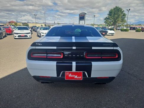 Used 2020 Dodge Challenger SRT Hellcat Redeye image 4