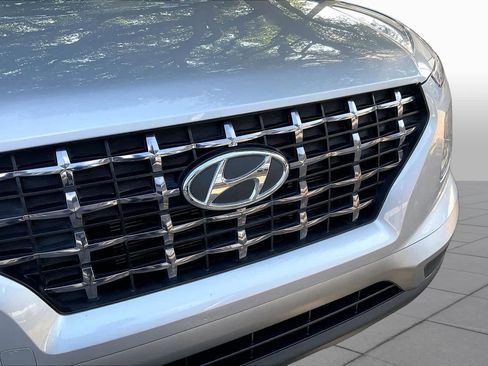 Certified 2026 Hyundai Venue SEL FWD image 30