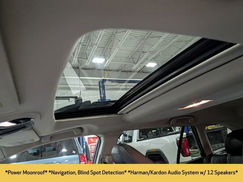 Used 2022 Subaru Outback Limited image 5