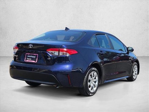 Used 2024 Toyota Corolla LE FWD image 5