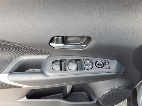 Certified 2024 Nissan Kicks SV w/ Interior Electronics Package FWD image 3