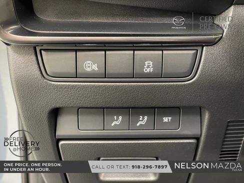 Certified 2025 MAZDA MAZDA3 Carbon image 28