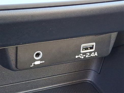 Certified 2025 Subaru Impreza 2.0i image 24