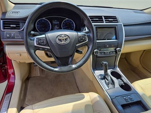 Used 2015 Toyota Camry XLE FWD image 16