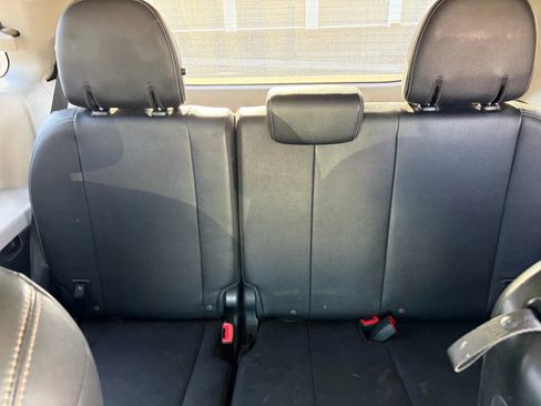 Used 2017 Toyota Sienna SE image 17