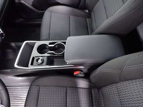 Used 2026 Chevrolet Equinox LT image 27